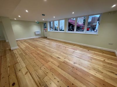 Property Image for 1-2 Cornmarket, High Wycombe, Buckinghamshire, HP11 2BW
