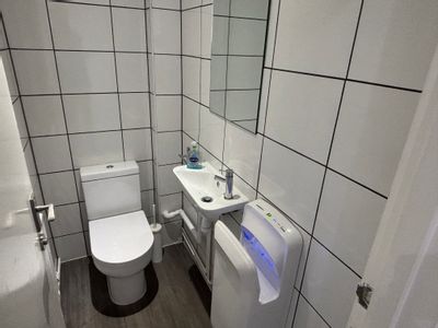 Property Image for Unit 6 Windsor Business Centre, Vansittart Estate, Windsor, SL4 1SP