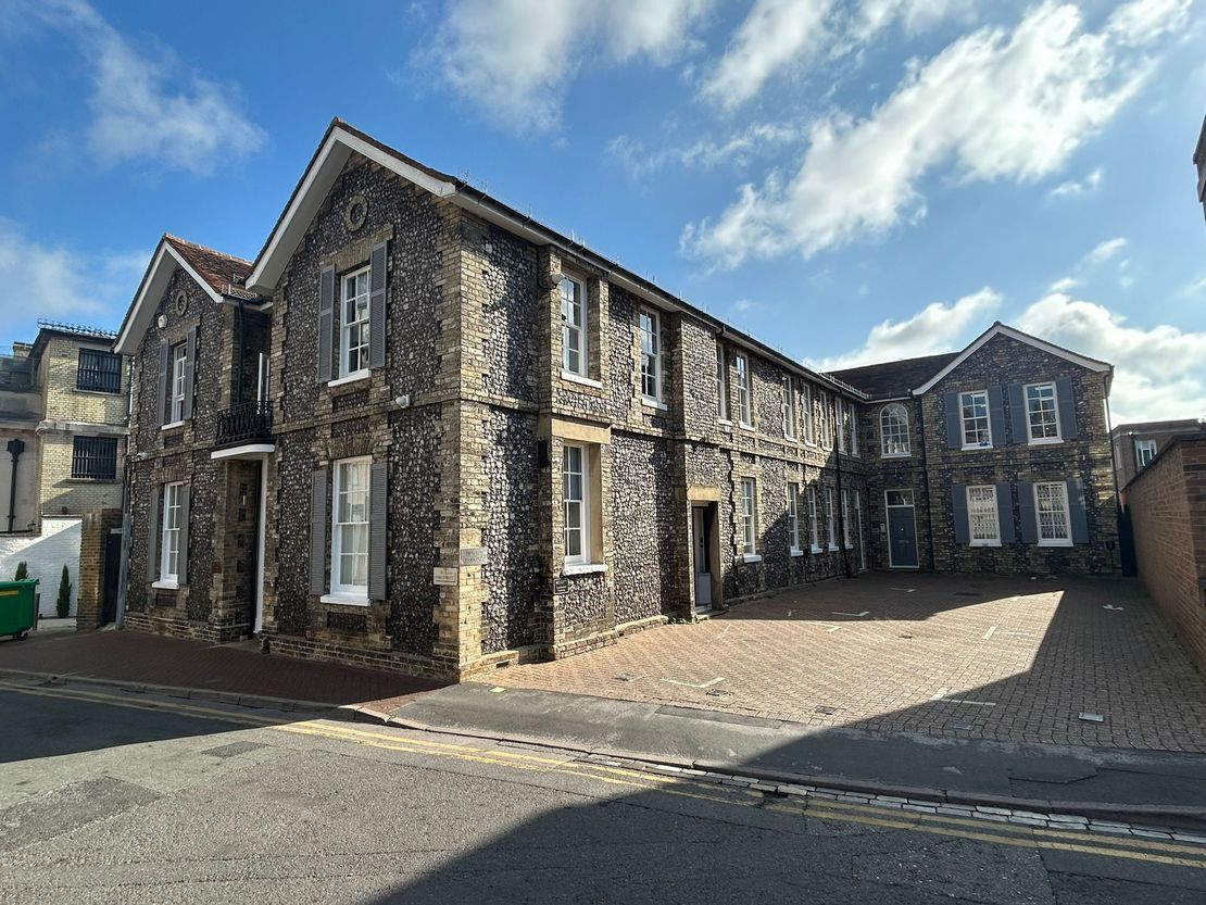 1 & 1A Park Street, Maidenhead, SL6 1SL