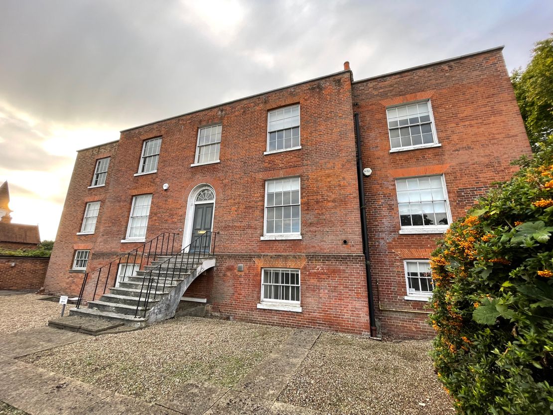 160 Bridge Road, Maidenhead, SL6 8DG