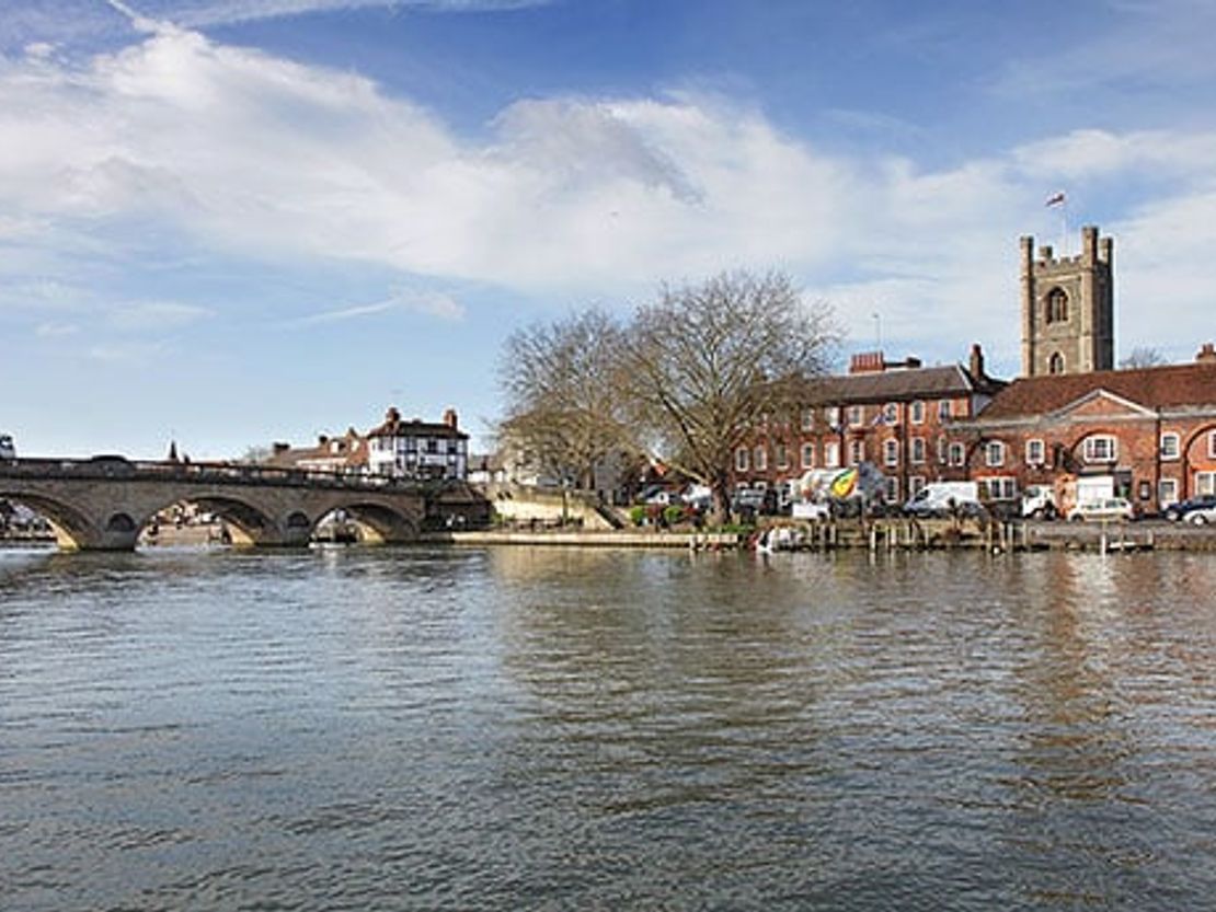 25 Thameside, Henley-On-Thames, RG9 2LJ