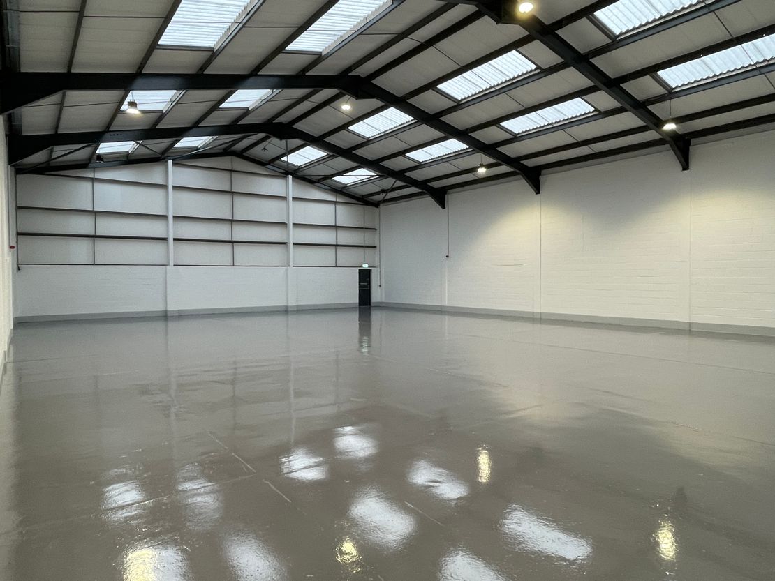 Unit 2 Clivemont Road, Cordwallis Industrial Estate, Maidenhead, SL6 7BU