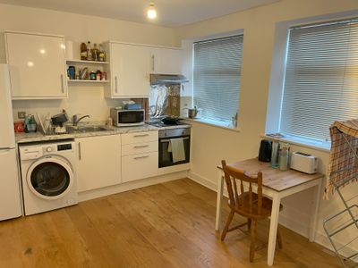 Property Image for 24 A B & C White Hart Street, High Wycombe, HP11 2HL