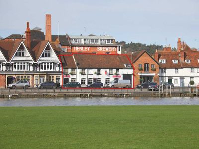 Property Image for 25 Thameside, Henley-On-Thames, RG9 2LJ