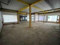 Property Image for 1 Kingsland Centre, Thatcham, RG19 3HN