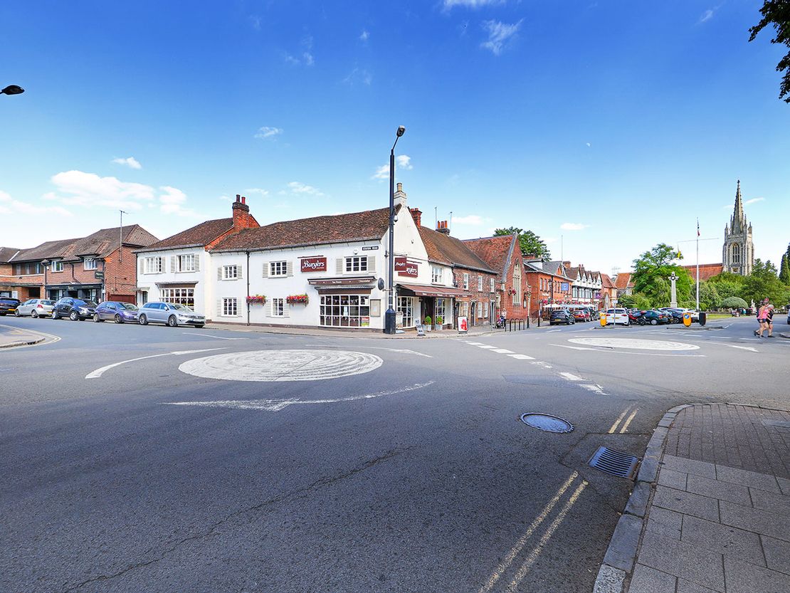 Burgers of Marlow, The Causeway, Marlow, SL7 1NF