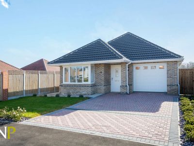 Property Image for 1 JosÃ© Powell Gardens, Thorpe-le-Soken