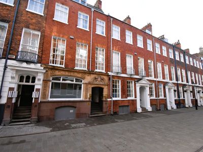 Property Image for 4-6 Parliament Street, Hull, East Yorkshire, HU1 2AP