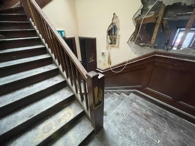 Property Image for The Royal Tavern, 185 Court Road, Mottingham, London, SE9 4UG