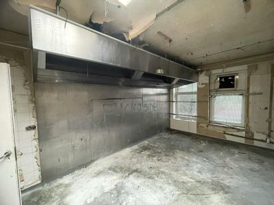 Property Image for The Royal Tavern, 185 Court Road, Mottingham, London, SE9 4UG