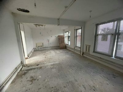 Property Image for The Royal Tavern, 185 Court Road, Mottingham, London, SE9 4UG