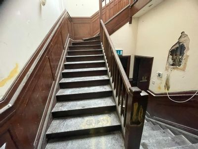 Property Image for The Royal Tavern, 185 Court Road, Mottingham, London, SE9 4UG