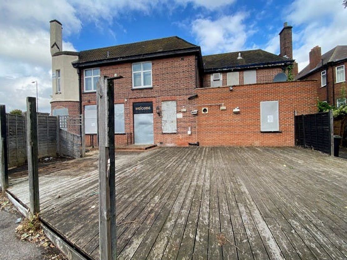 The Royal Tavern, 185 Court Road, Mottingham, London, SE9 4UG