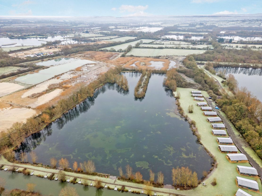 Lake Pochard, South Cerney, Cirencester, GL7 5RL