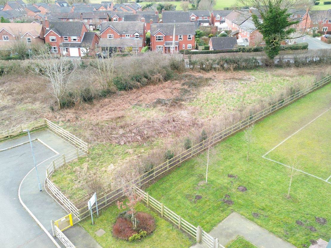 Land At Farmers Lane, Brook Road, Tarporley, Cheshire, CW6 9LT