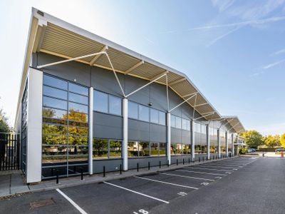 Property Image for 3 Centro, Boundary Way, Hemel Hempstead, HP2 7SU