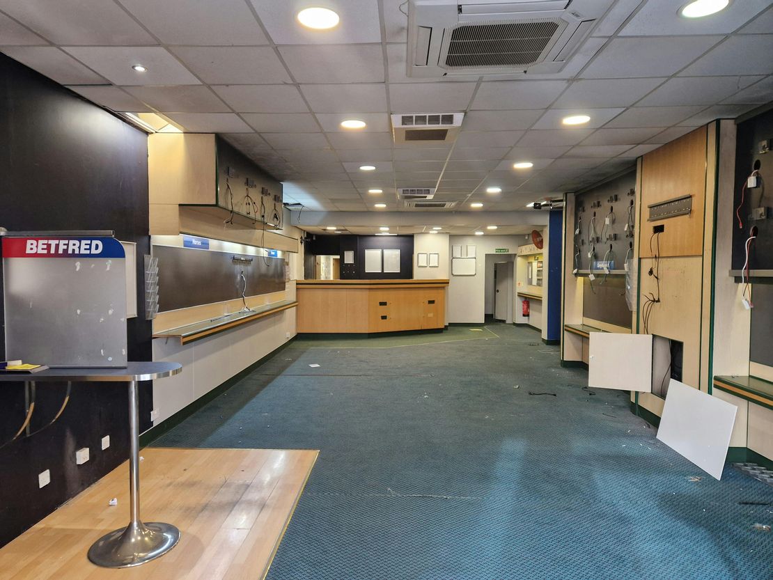 55 London Road, Cowplain, Waterlooville, PO8 8UJ