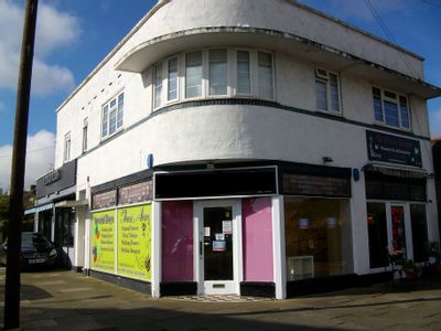 Property Image for 104, Bridgwater Drive, Westcliff On Sea, Essex, SS0 0DH