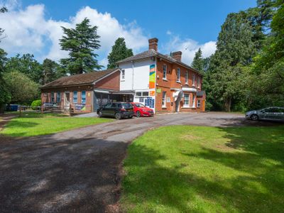 Property Image for SIGNAL - Martinique House, Camp Road, Bordon, GU35 0HJ