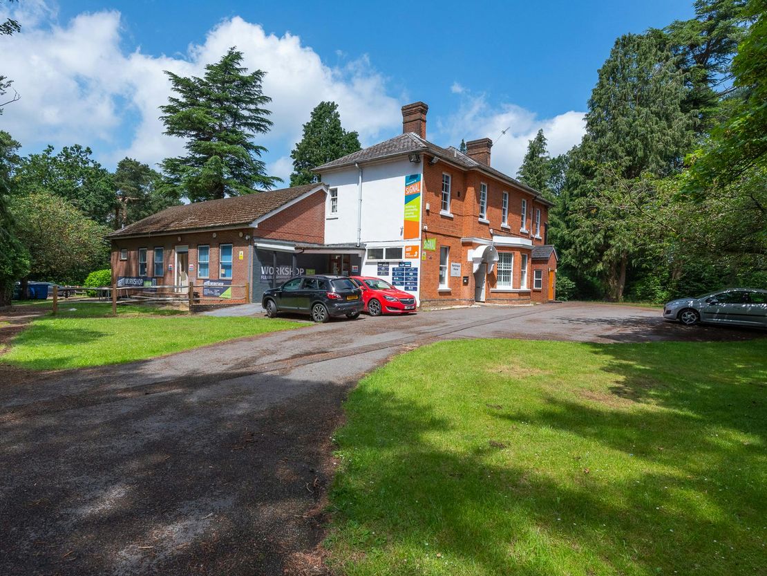 SIGNAL - Martinique House, Camp Road, Bordon, GU35 0HJ
