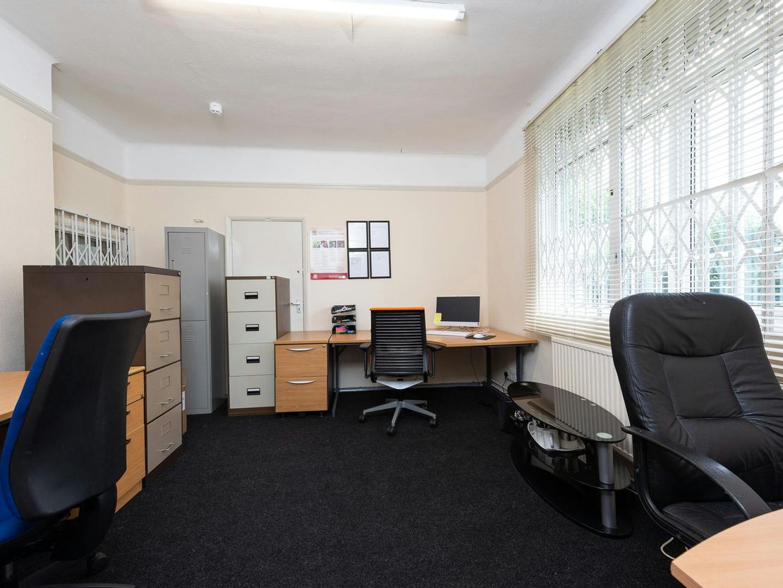 SIGNAL - The Bungalows, Kildare Road, Bordon, GU35 0HL