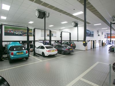 Property Image for 478 - 480 Bath Road, Slough, SL1 6BB