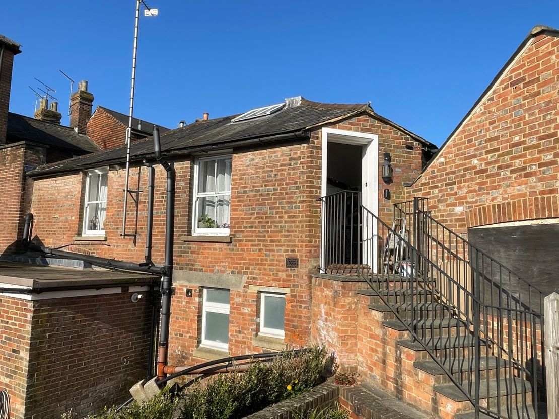 31 Stone Street, Cranbrook, Kent, TN17 3HF