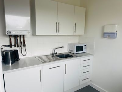 Property Image for Unit C1 Grange Court, Abingdon Science Park, Abingdon, South East, OX14 3NB