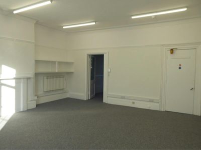 Property Image for 43 High Street, Tunbridge Wells, TN1 1XL