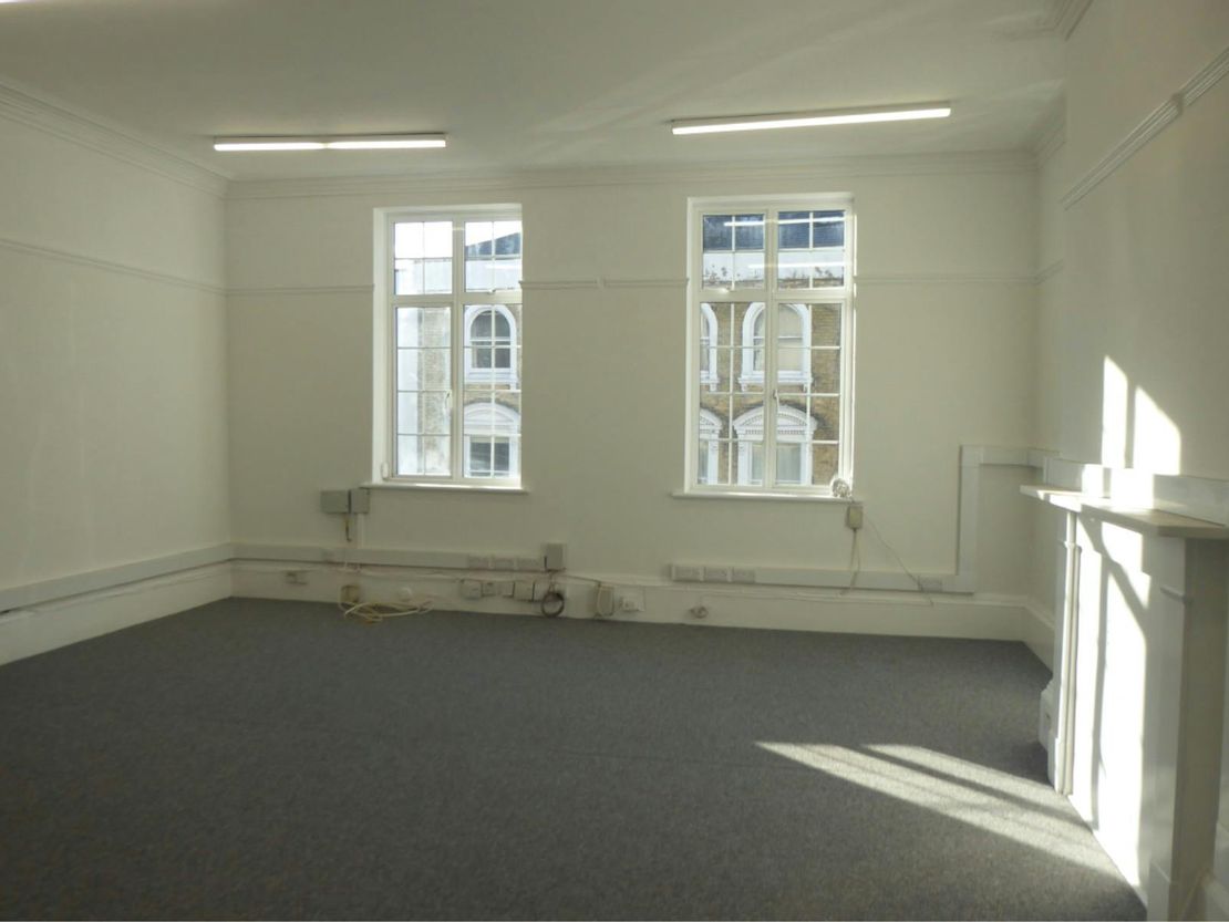 43 High Street, Tunbridge Wells, TN1 1XL