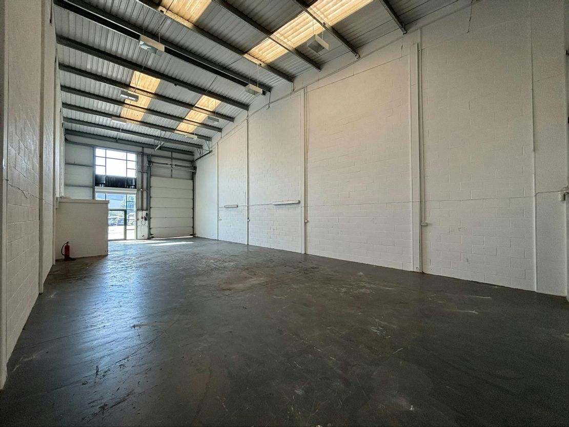 2 Devonshire Business Park, Basingstoke, RG21 6XN