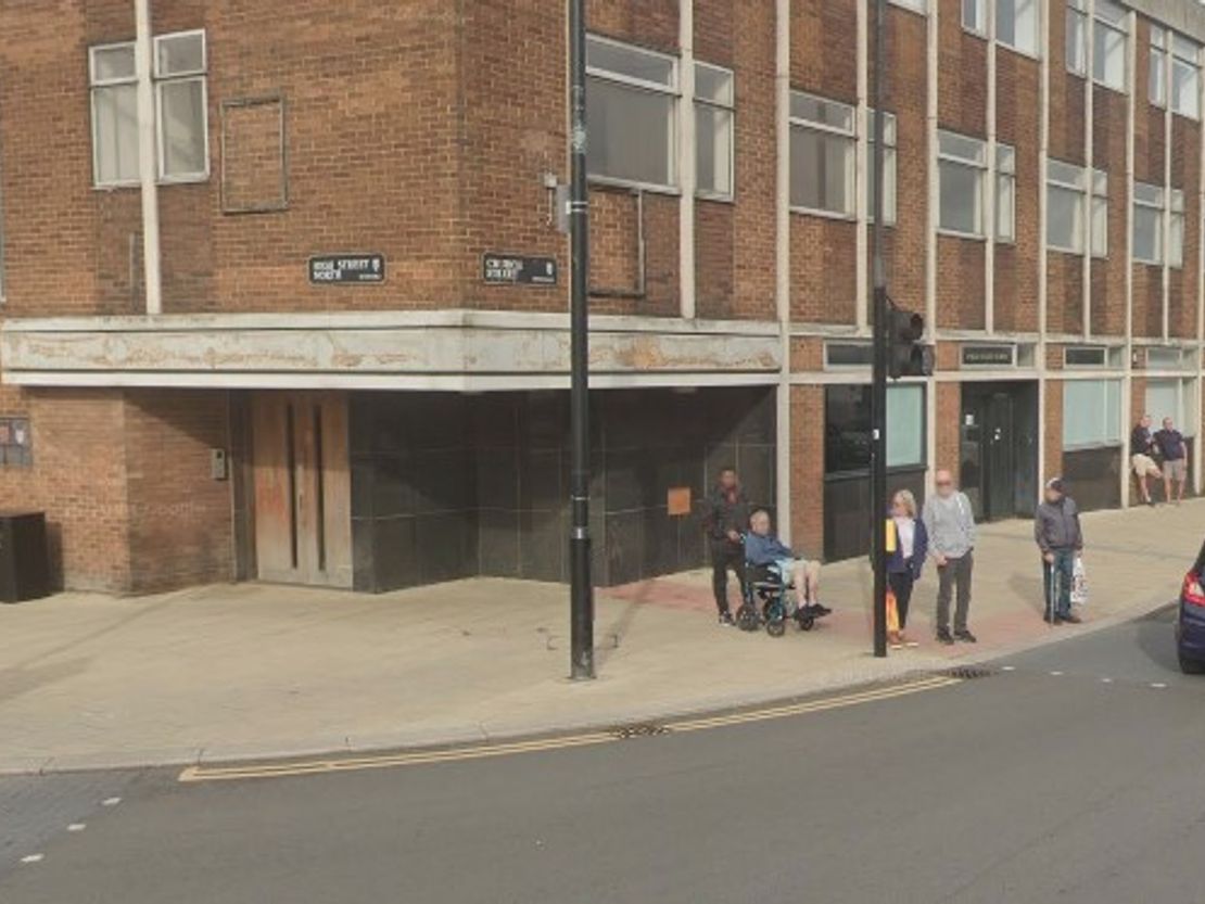4 High Street North, Dunstable, Bedfordshire, LU6 1JU