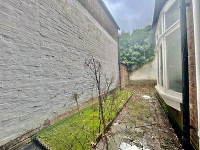Property Image for Basement And Ground, 37 King Street, Luton, Bedfordshire, LU1 2DW