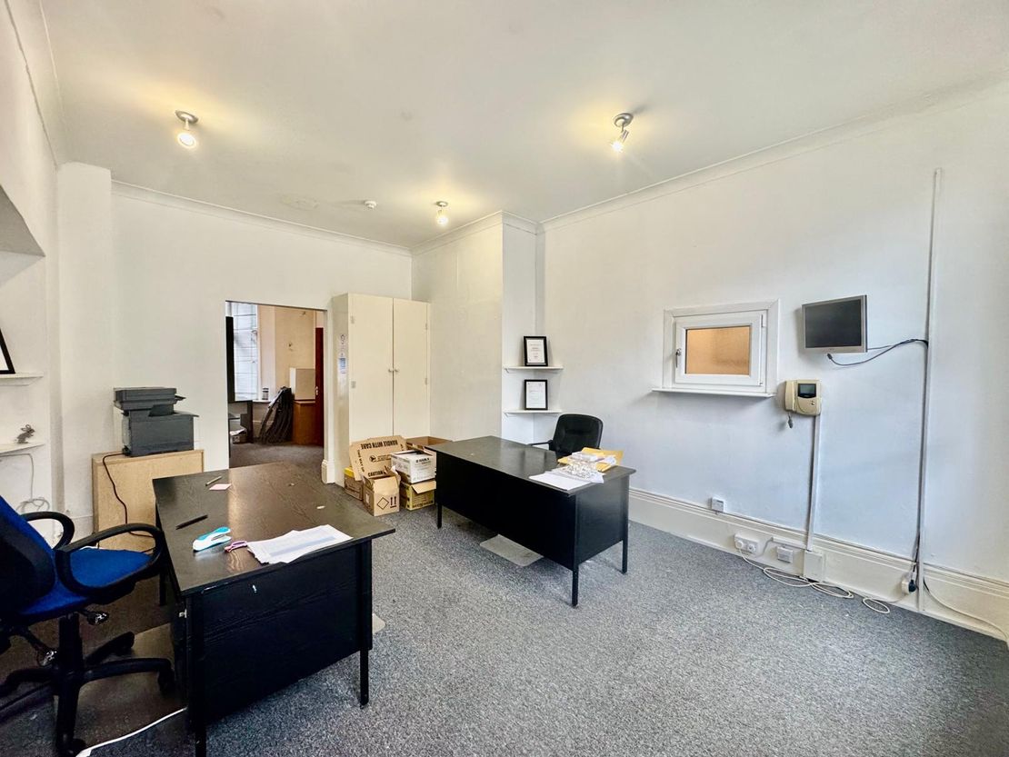 Basement And Ground, 37 King Street, Luton, Bedfordshire, LU1 2DW