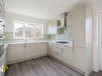 Property Image for 7 JosÃ©  Powell Gardens, Thorpe-le-Soken