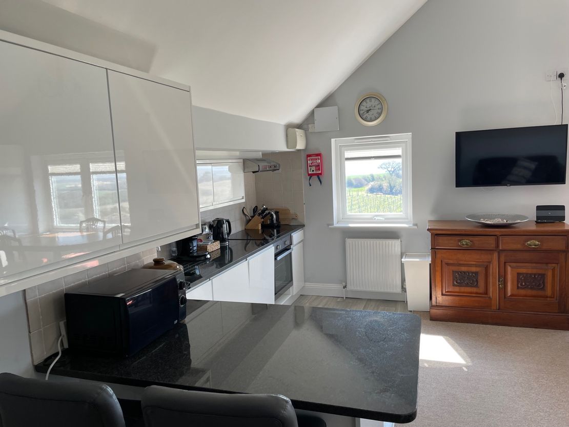 Hall Farm Cottages & Barn, B1010, Althorne, Burnham On Crouch, Essex, CM3 6BZ