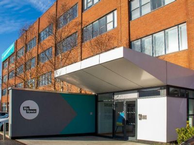 Property Image for iMex Centre, 575-599 Maxted Road, Hemel Hempstead Industrial Estate, Hemel Hempstead, HP2 7DX