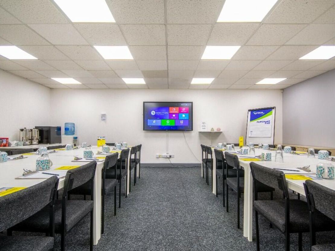 Brooklands Court Business Centre, Tunstall Road, Leeds, LS11 5HL