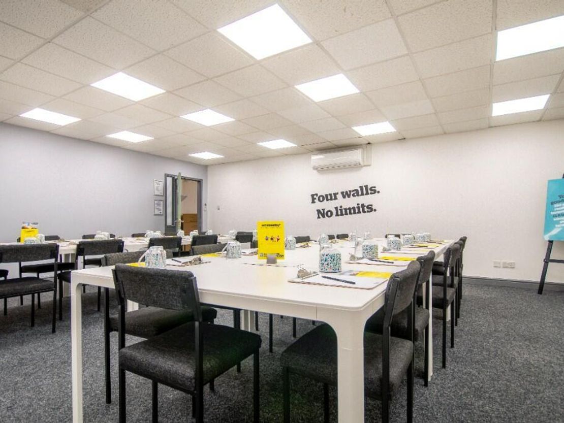 Brooklands Court Business Centre, Tunstall Road, Leeds, LS11 5HL