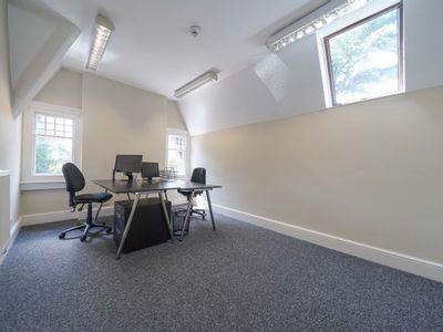 Property Image for Holly Grange, Holly Lane, Balsall Common, Coventry, West Midlands, CV7 7EB