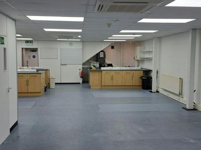 Property Image for 8 Lakeside Business Park, Sandhurst, GU47 9DN
