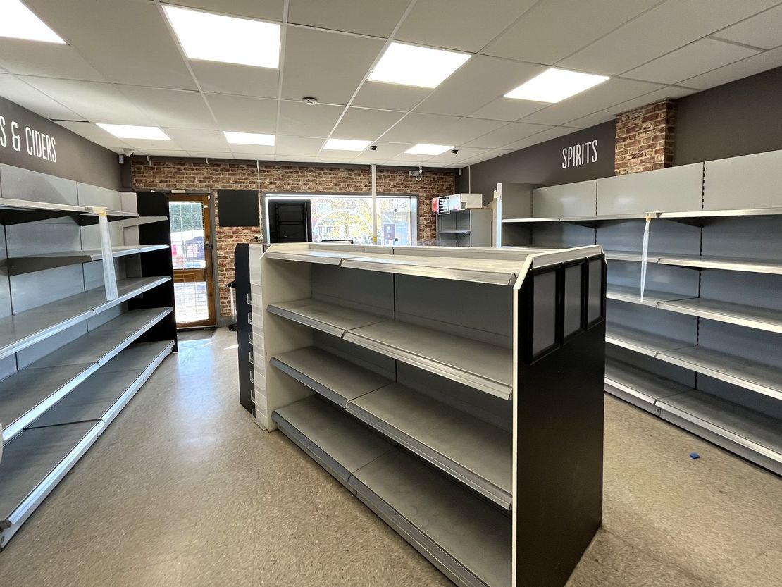 210 Main Road, Hawkwell, Essex, SS5 4EG
