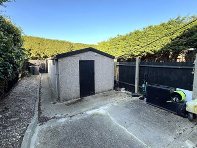 Property Image for 210 Main Road, Hawkwell, Essex, SS5 4EG