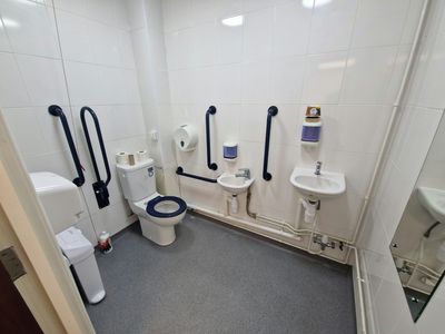 Property Image for 98 West Street, Fareham, PO16 0EP
