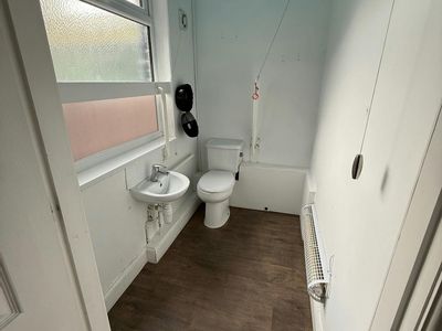 Property Image for 984 Abbeydale Road, Sheffield, S7 2QF