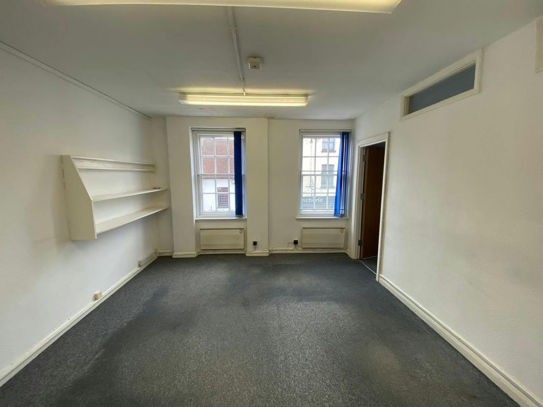 43 Downing Street, Farnham, GU9 7PH