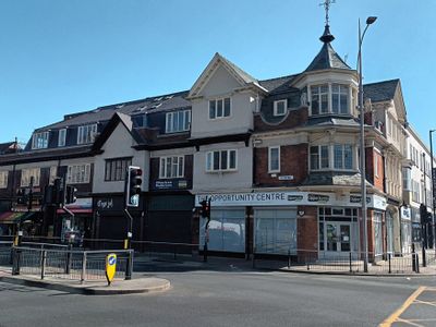 Property Image for First floor, Regent House, 183 Ferensway, Hull, East Yorkshire, HU1 3UA