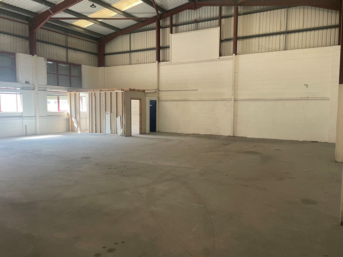 B18 Ashmount Enterprise Park, A55 North Wales, Aber Road, Flint, Flintshire, CH6 5YL