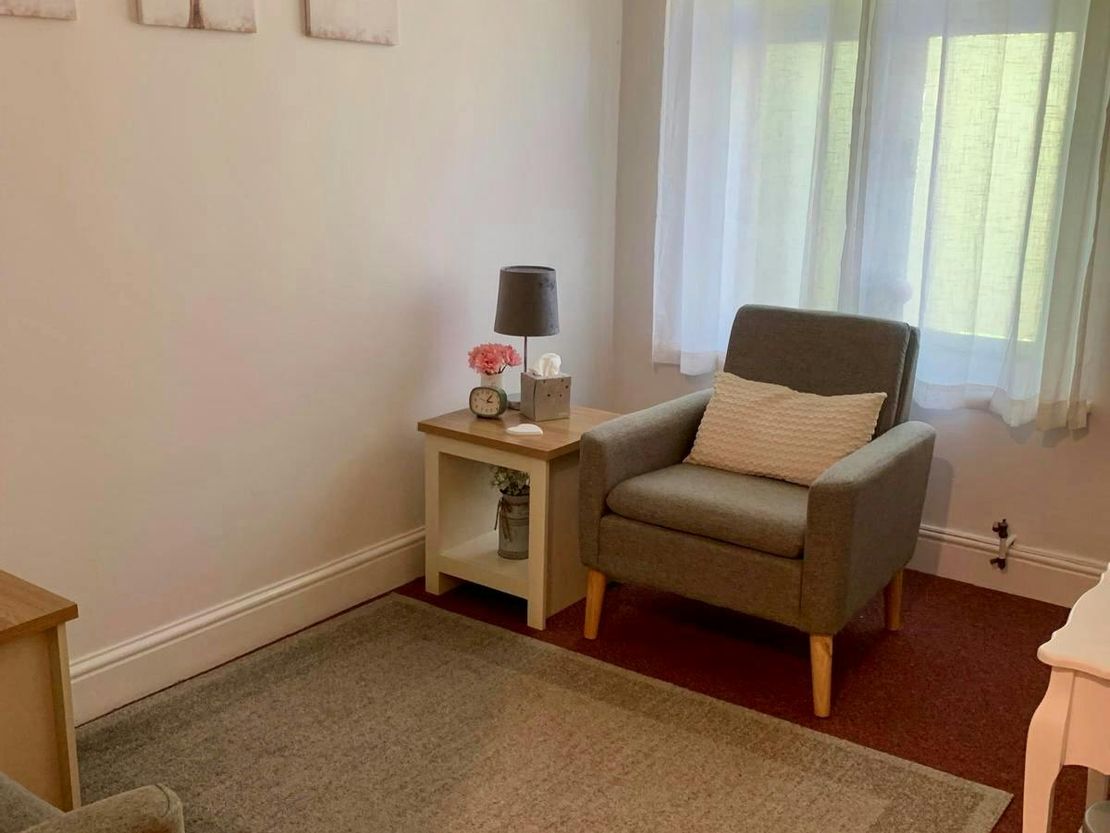 Dorney House Business Centre, 46-48 High Street, Burnham, Slough, SL1 7JP