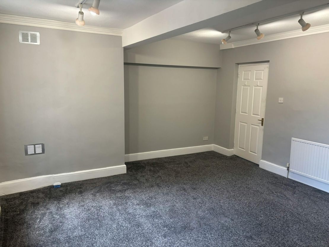 Dukes House, 5 High Street, Windsor, SL4 1LD